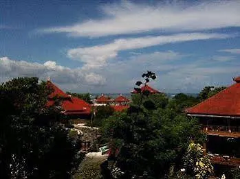 Green Garden Beach Resort & Spa Kuta  3*, Kuta (Bali)